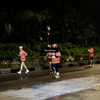 Runner Photo 7771790