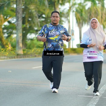 Runner Photo 7771801
