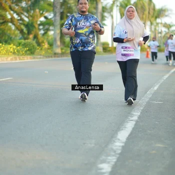 Runner Photo 7771806