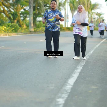 Runner Photo 7771815