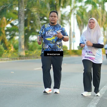 Runner Photo 7771816