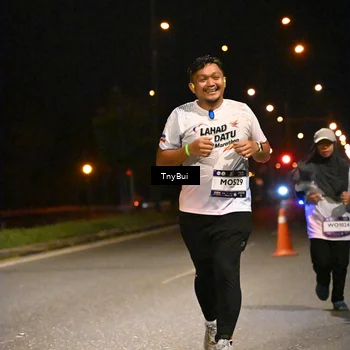 Runner Photo 7771820