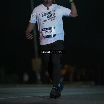 Runner Photo 7771834