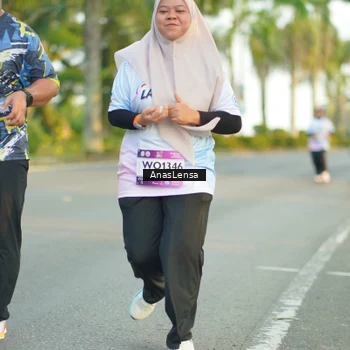 Runner Photo 7771850