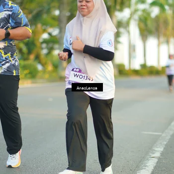 Runner Photo 7771858