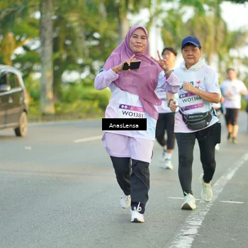 Runner Photo 7771863