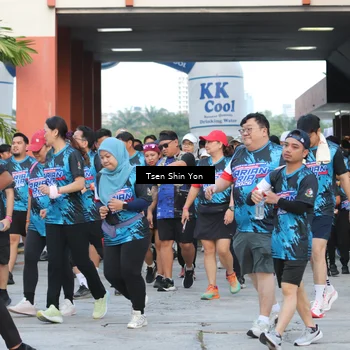 Runner Photo 7771864
