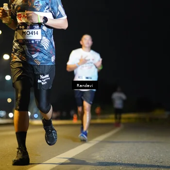 Runner Photo 7771869