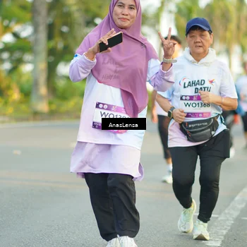 Runner Photo 7771876