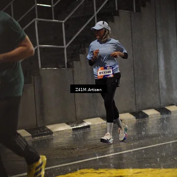 Runner Photo 7771913