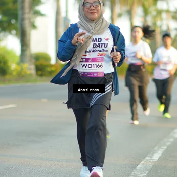 Runner Photo 7771929
