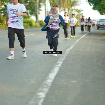Runner Photo 7771931