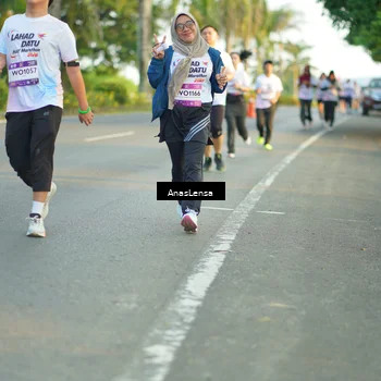 Runner Photo 7771942