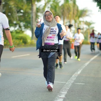 Runner Photo 7771946