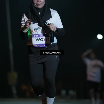 Runner Photo 7771954