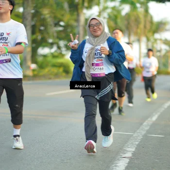 Runner Photo 7771955