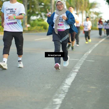Runner Photo 7771958