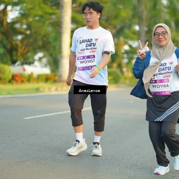 Runner Photo 7771975