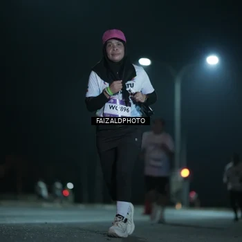 Runner Photo 7771977