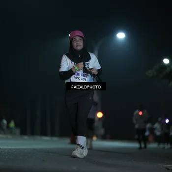 Runner Photo 7771985
