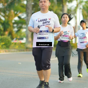 Runner Photo 7771988