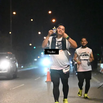 Runner Photo 7772027