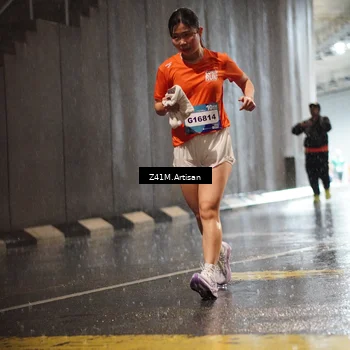 Runner Photo 7772039
