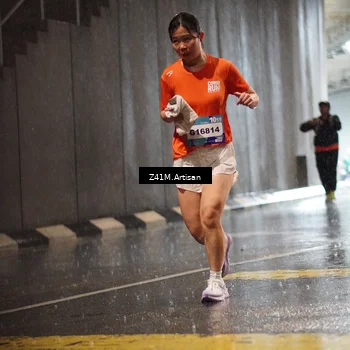Runner Photo 7772053