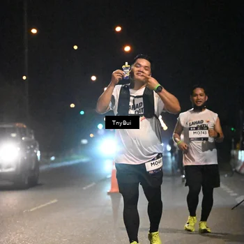 Runner Photo 7772054