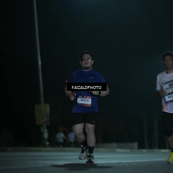 Runner Photo 7772107