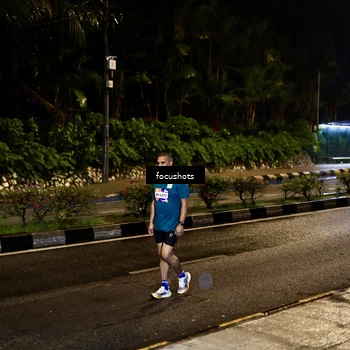 Runner Photo 7772113