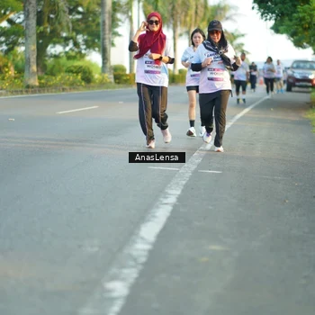 Runner Photo 7772117