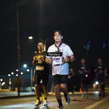 Runner Photo 7772166