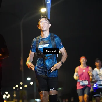 Runner Photo 7772189