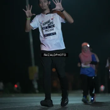 Runner Photo 7772218
