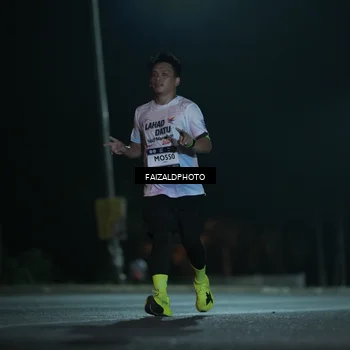 Runner Photo 7772343