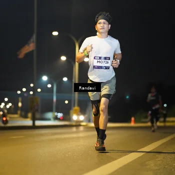 Runner Photo 7772411