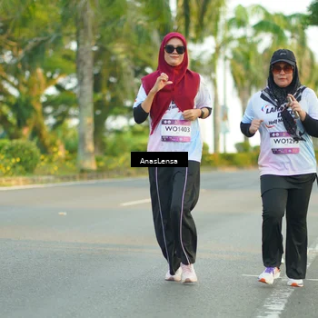 Runner Photo 7772473