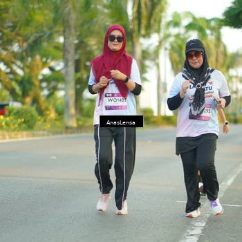 Runner Photo 7772492