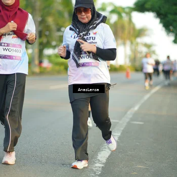 Runner Photo 7772513