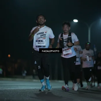 Runner Photo 7772571