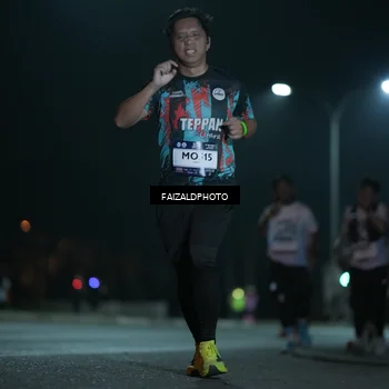 Runner Photo 7772615