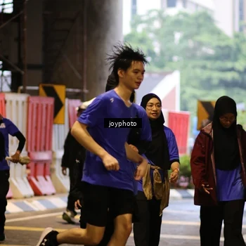 Runner Photo 7772621