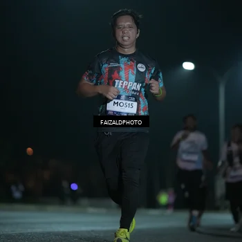 Runner Photo 7772633