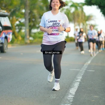 Runner Photo 7772651