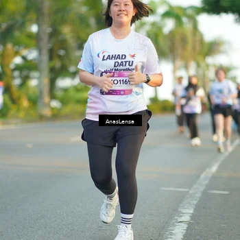 Runner Photo 7772664