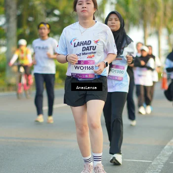 Runner Photo 7772672