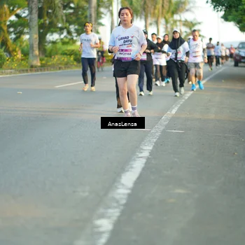 Runner Photo 7772678