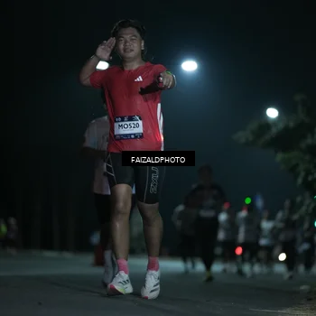 Runner Photo 7772706