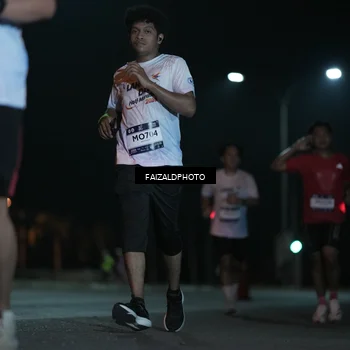 Runner Photo 7772731